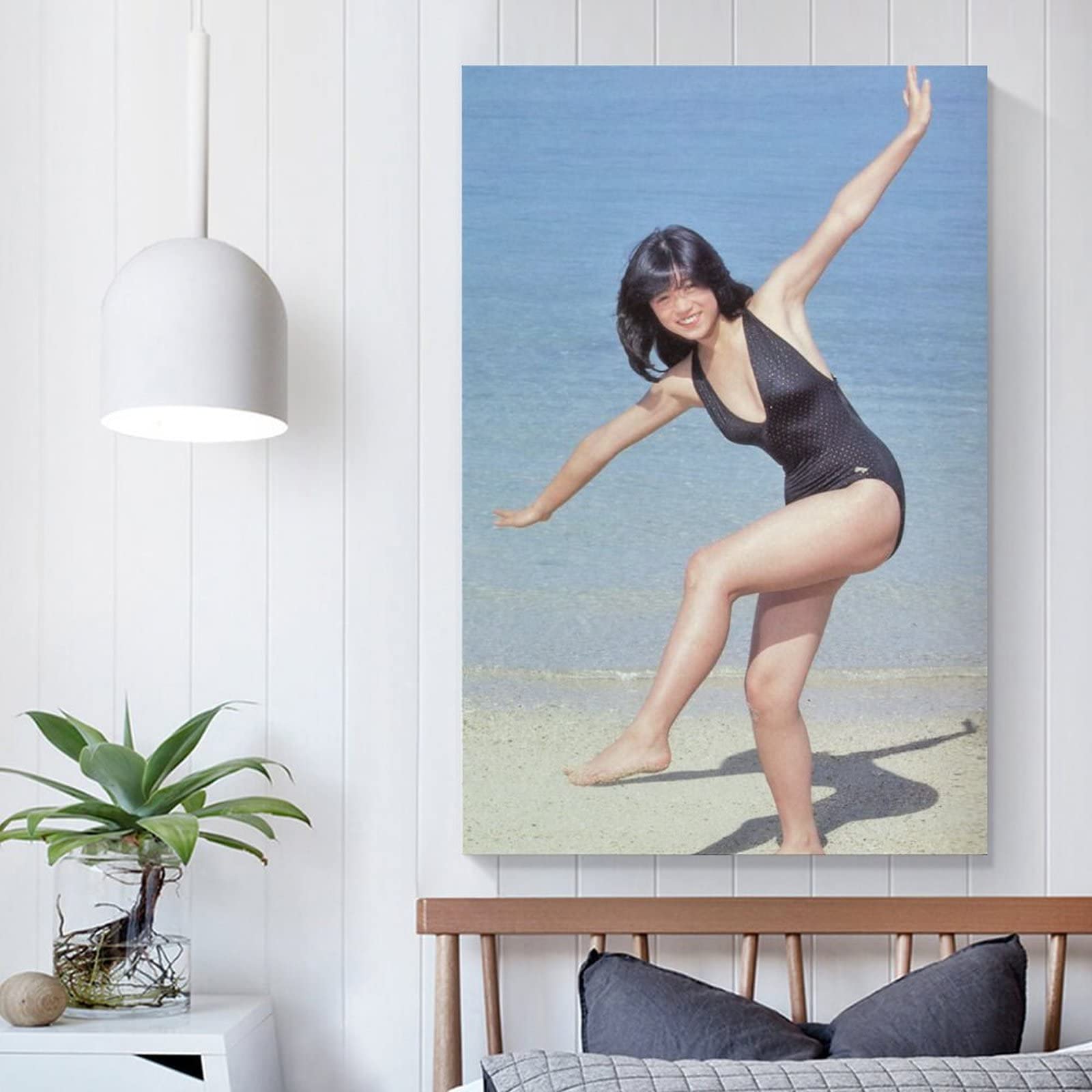 Amazon.co.jp: 中森明菜水着セクシー写真ポスター壁の絵 キャンバス